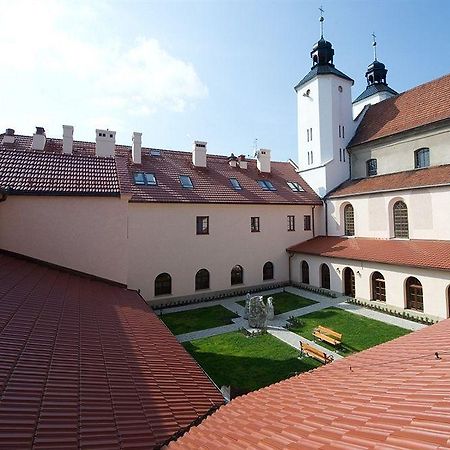 Hotel Sw. Norberta Nowe Brzesko Exterior photo