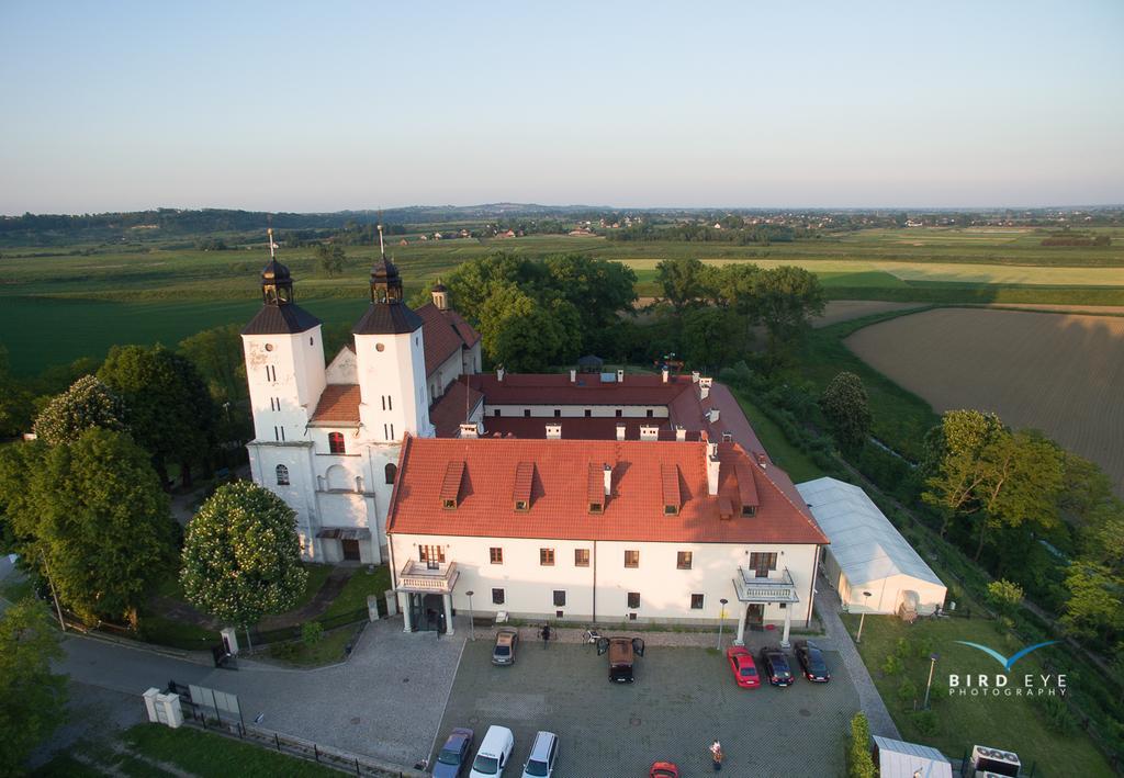 Hotel Sw. Norberta Nowe Brzesko Exterior photo