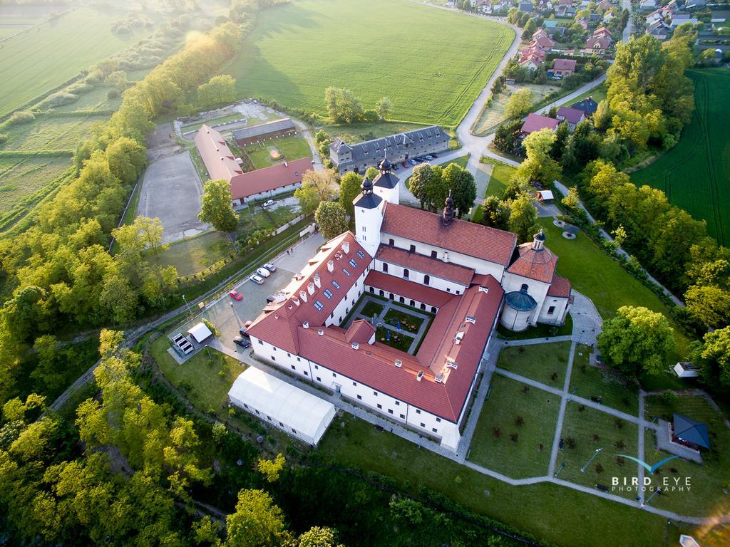 Hotel Sw. Norberta Nowe Brzesko Exterior photo