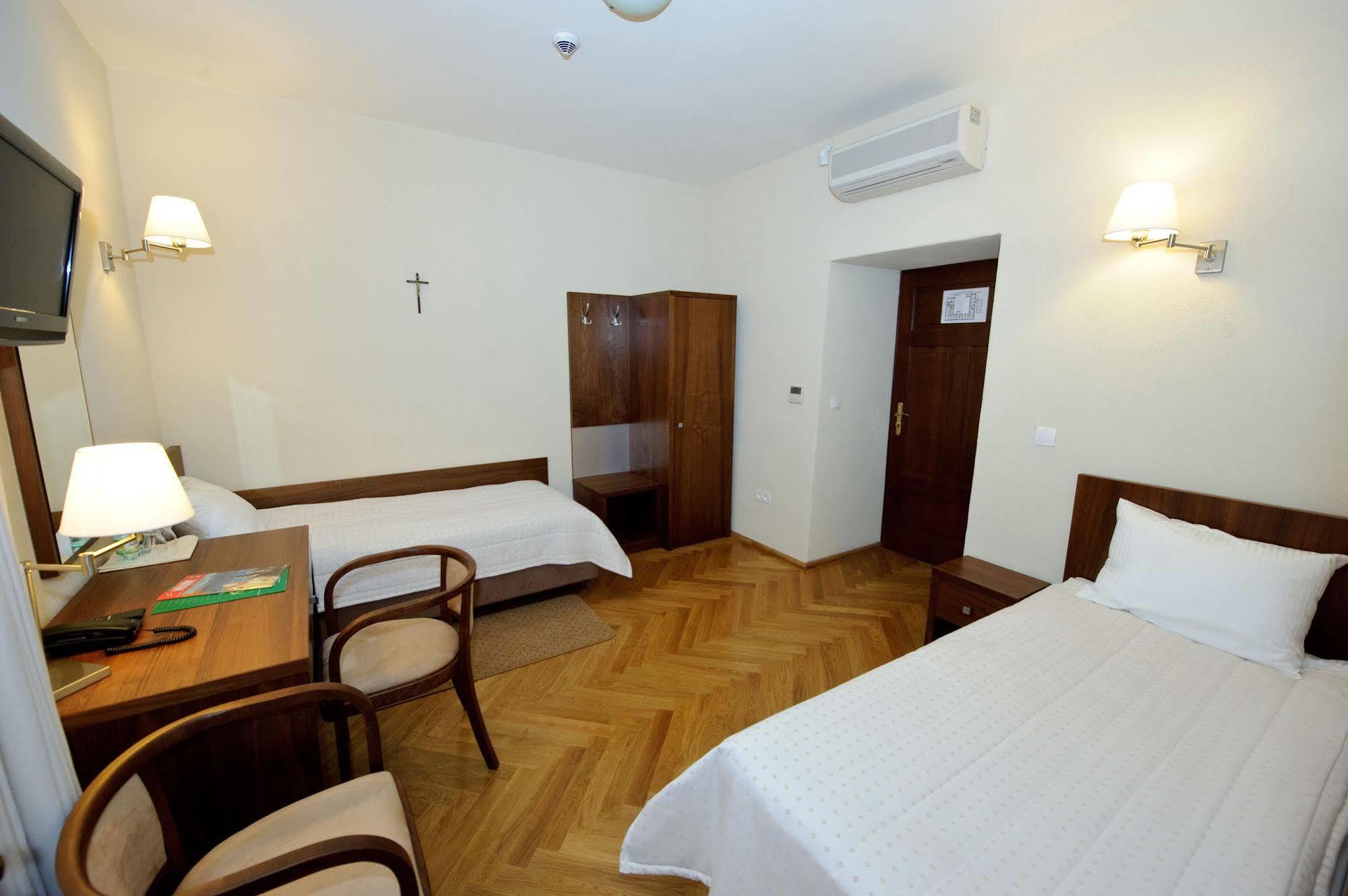 Hotel Sw. Norberta Nowe Brzesko Room photo